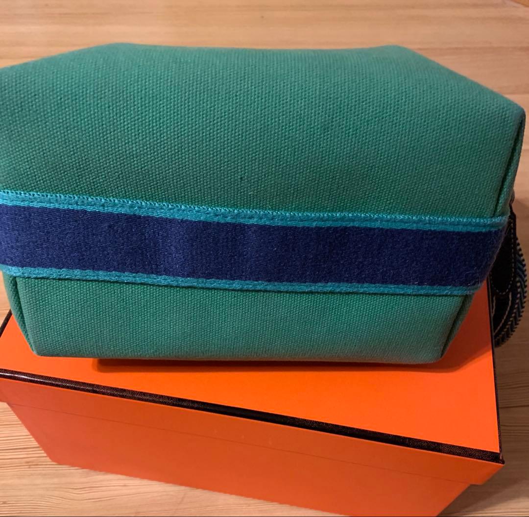 花•*¨*•.¸Hロゴ ショルダーストラップ付 ポーチ ブリッドアブラック