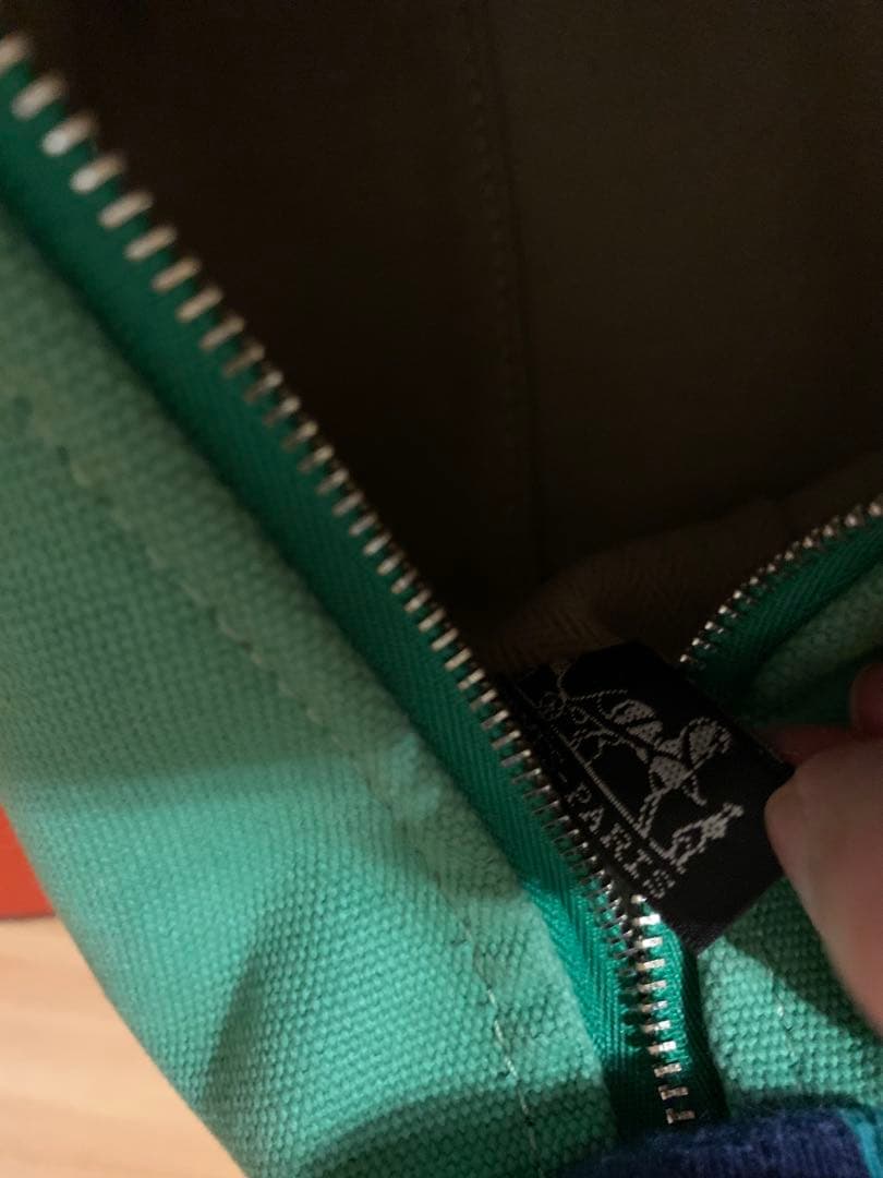 花•*¨*•.¸Hロゴ ショルダーストラップ付 ポーチ ブリッドアブラック