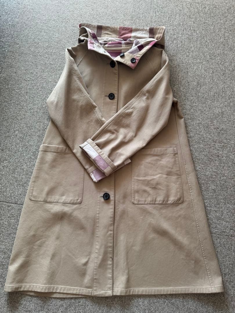 ブルーレーベルクレストブリッジ リバーシブルトレンチコートフード