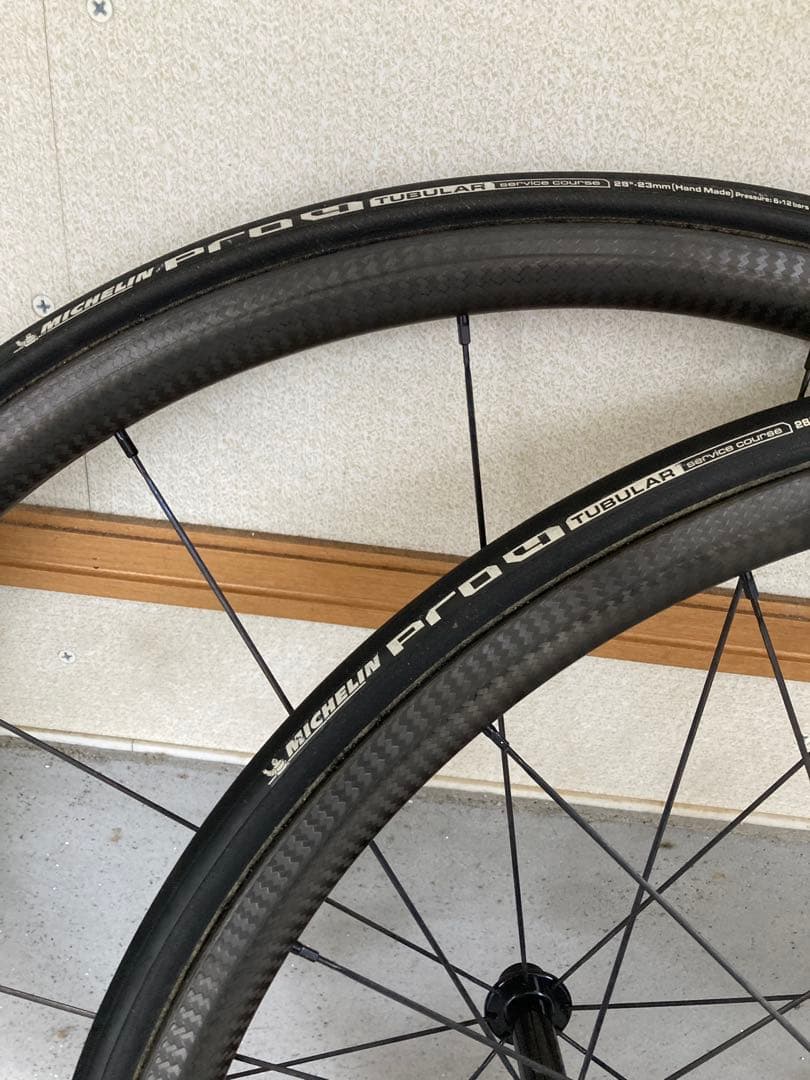 超軽量チューブラーホイールセット です。(LWC 25mmNXL)
