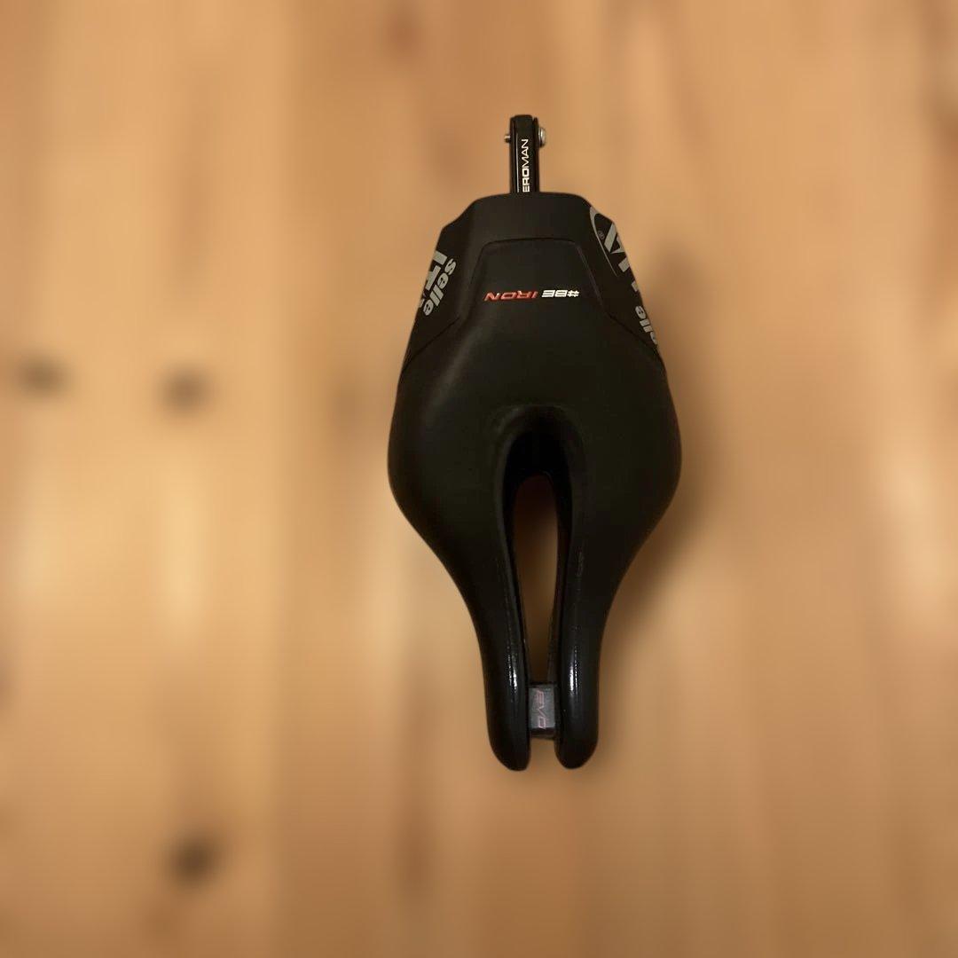 Selle Italia ironサドル　vision ttハンドル セット