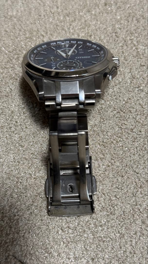 CITIZEN ATTESA 「エコ・ドライブ電波時計」 AT8040-57L