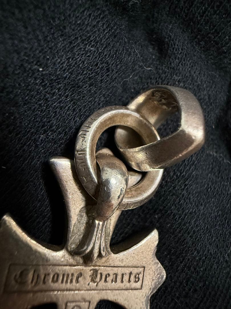 クロムハーツ　スモールchクロスwithベイル