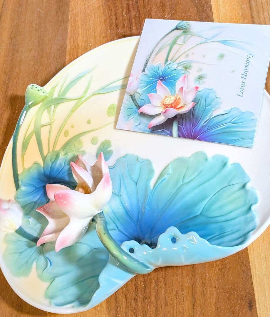 ❤️台湾「フランツ・コレクション」蓮の花 の陶器皿箱入り❤️1765