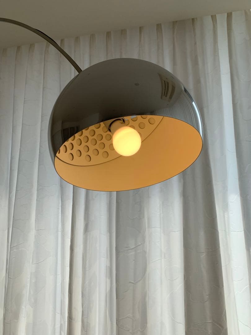 フロス　アルコランプ　11年製　直接引取のみ　大阪