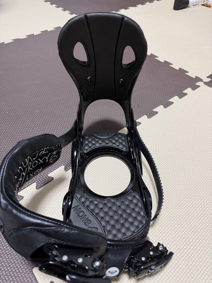 ROXY ビンディング ブラック　サイズ　M