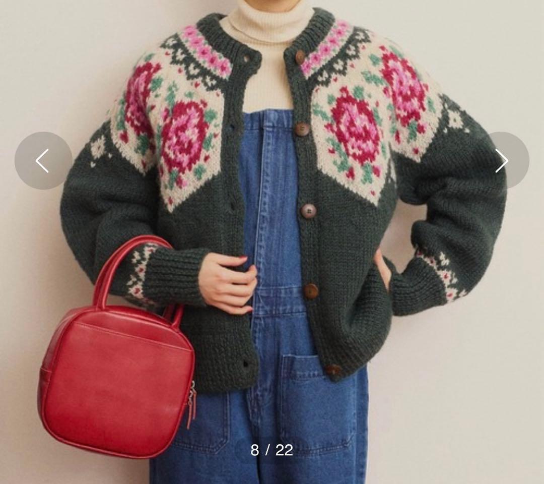 ネパールギルボックス 花柄求心プルオーバー