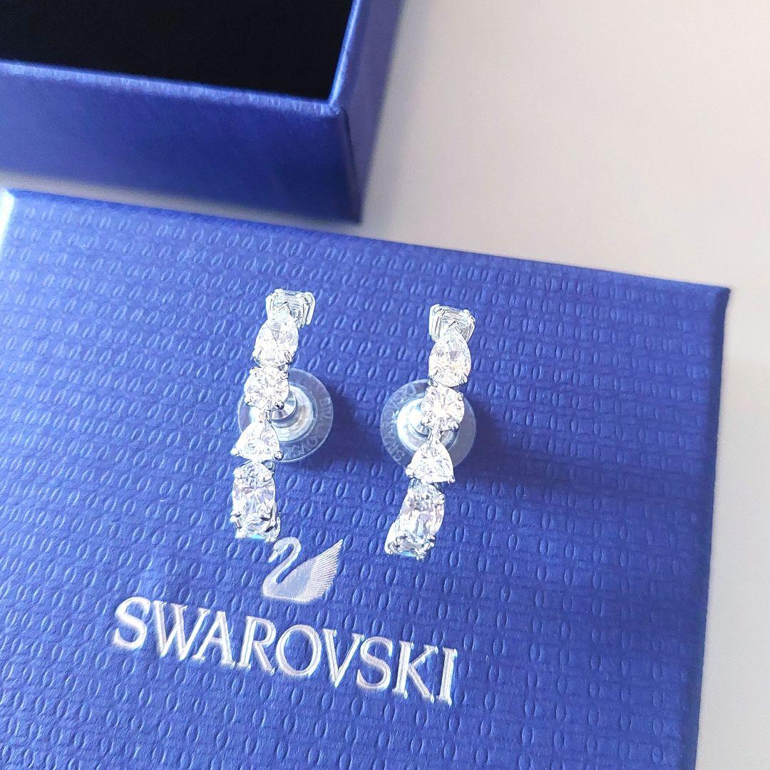 新品 SWAROVSKI Tennis Dluxe ピアス スワロフスキー