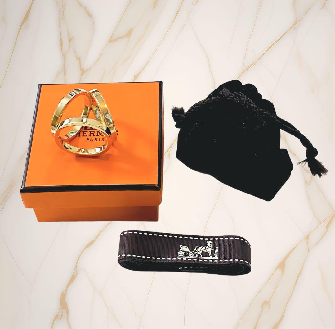 ほぼ未使用　美品　エルメス　HERMES トリオ　スカーフリング　ゴールド