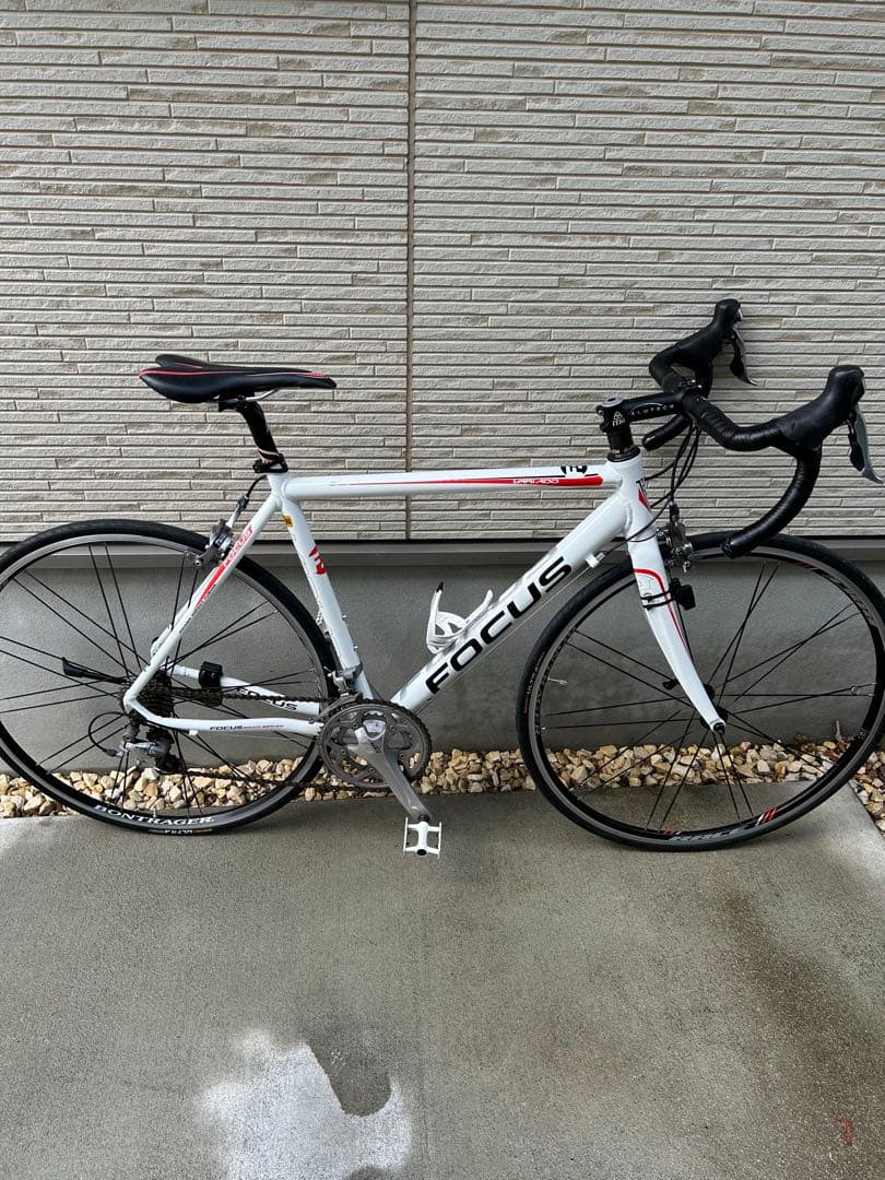 FOCUS VARIADO ロードバイク　直接引き取り限定