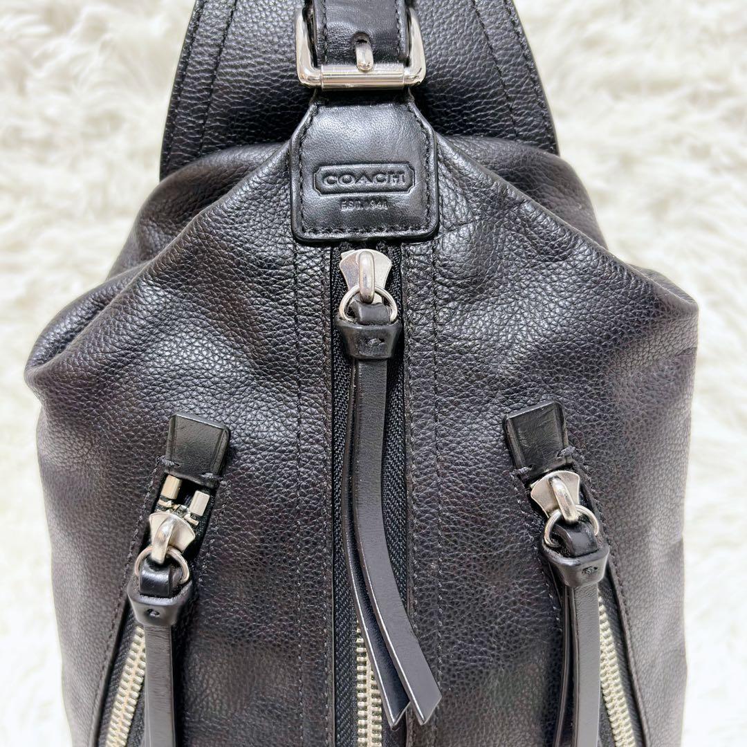 ✨美品✨コーチ トンプソン ショルダーバッグ レザー ブラック 黒 チャーム付