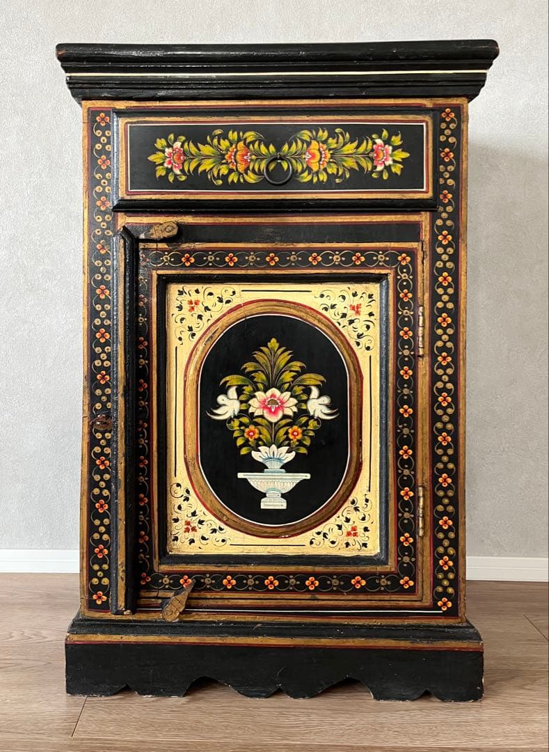 アンティークチェスト　アンティークチェスト　アンティーク花柄