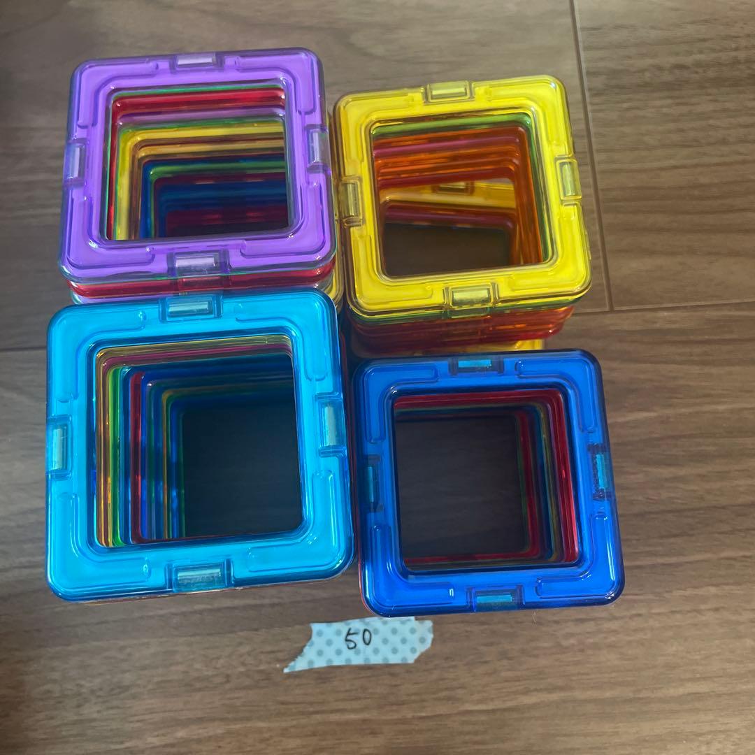 【★SALE】ボーネルンド　MAGFORMERS 磁石式ブロック90＋62ピース