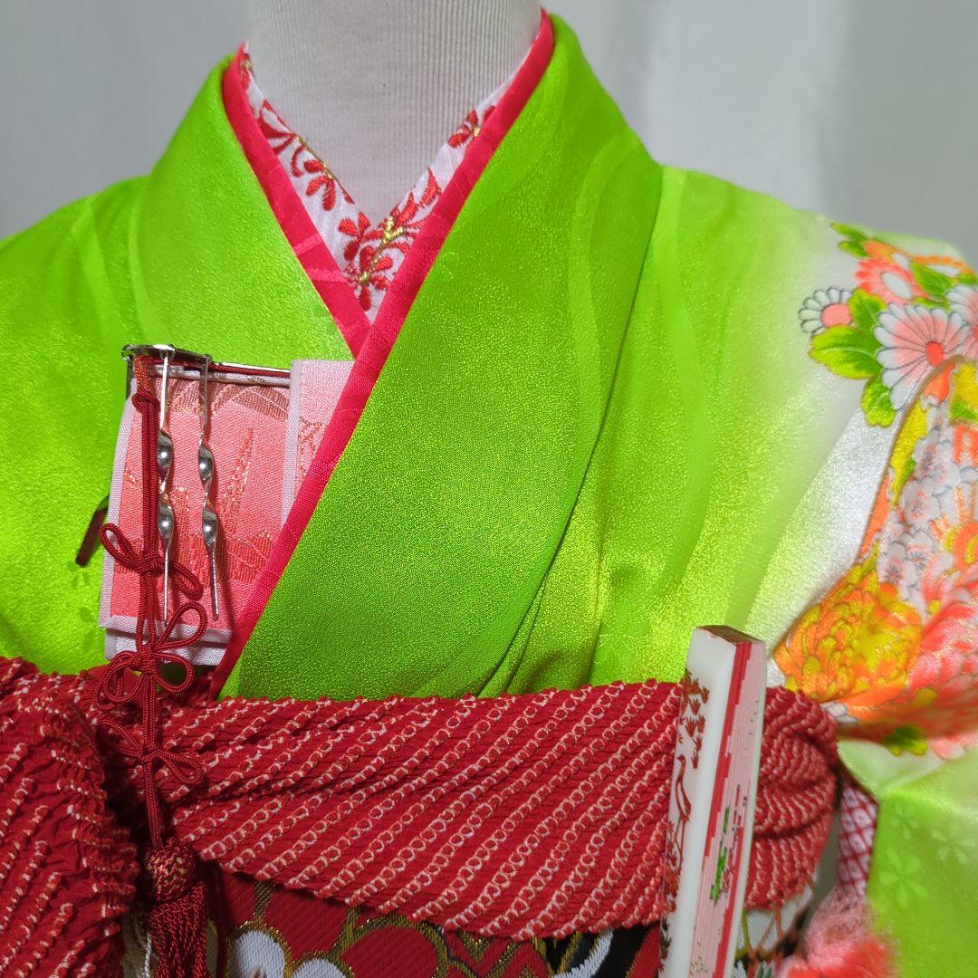 七五三　７歳用 昭和レトロ　鮮やか着物　小物一式付き