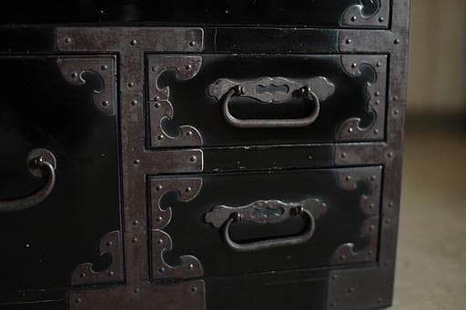 綺麗な丸金具 庄内手許箪笥　時代箪笥　古タンス　引き出し　家具　古家具