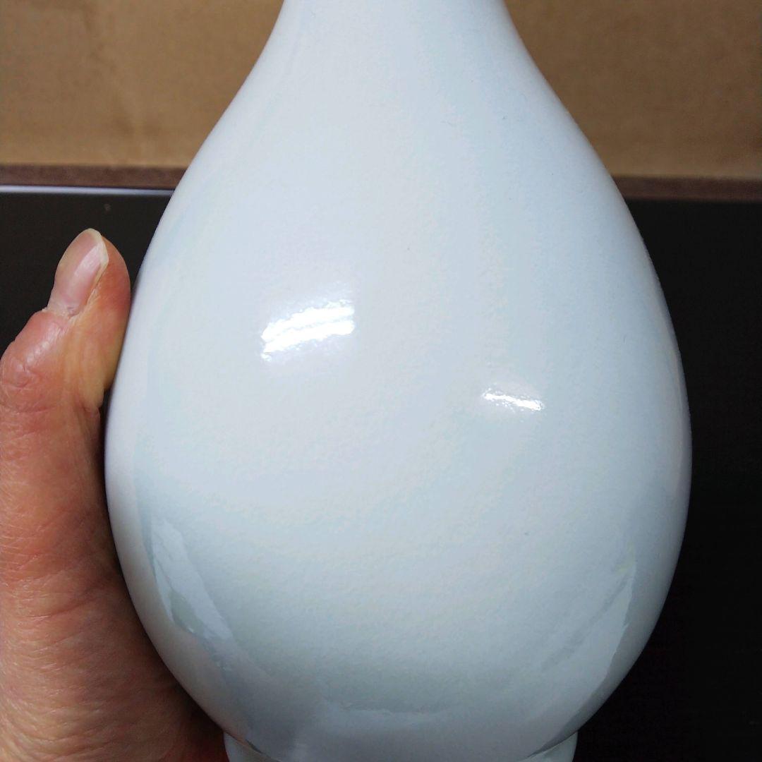 （310）【特価】✿有田焼★人間国宝中島宏作★白磁鶴首一輪差★破魔オマケ付き★