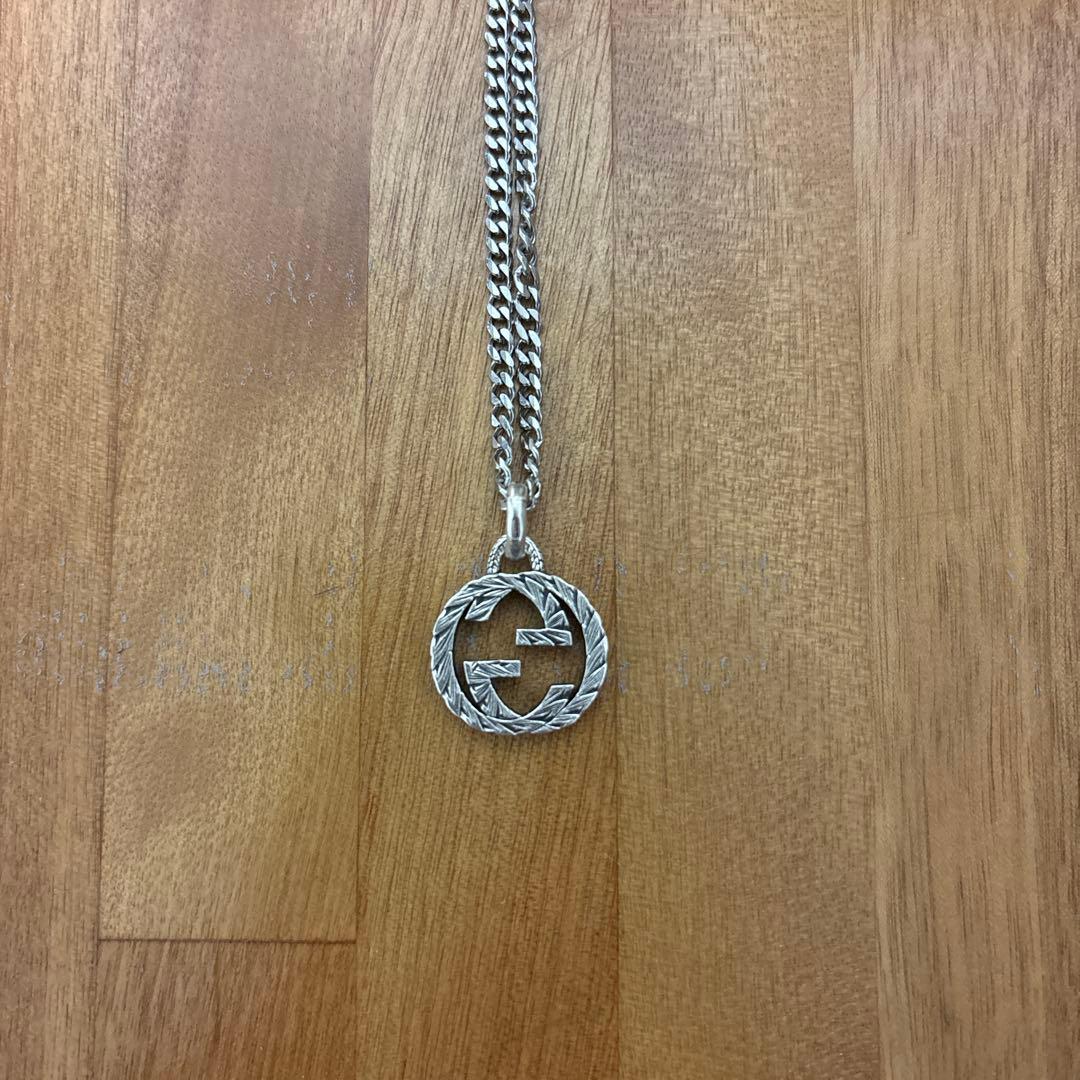 GUCCIインターロッキングGネックレス