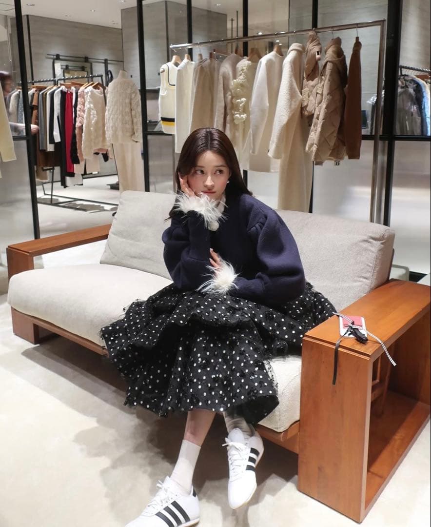 【新品未使用】Bibiy. パフスリーブニット ネイビー