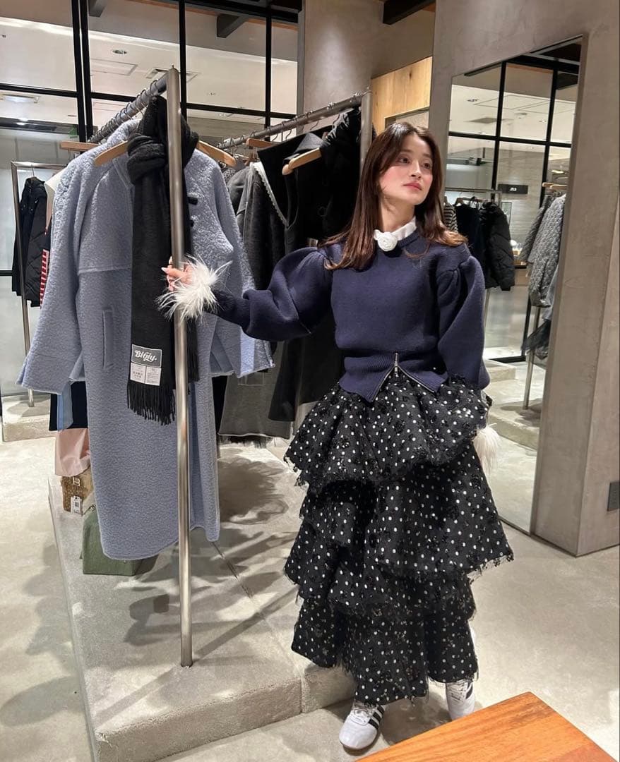 【新品未使用】Bibiy. パフスリーブニット ネイビー