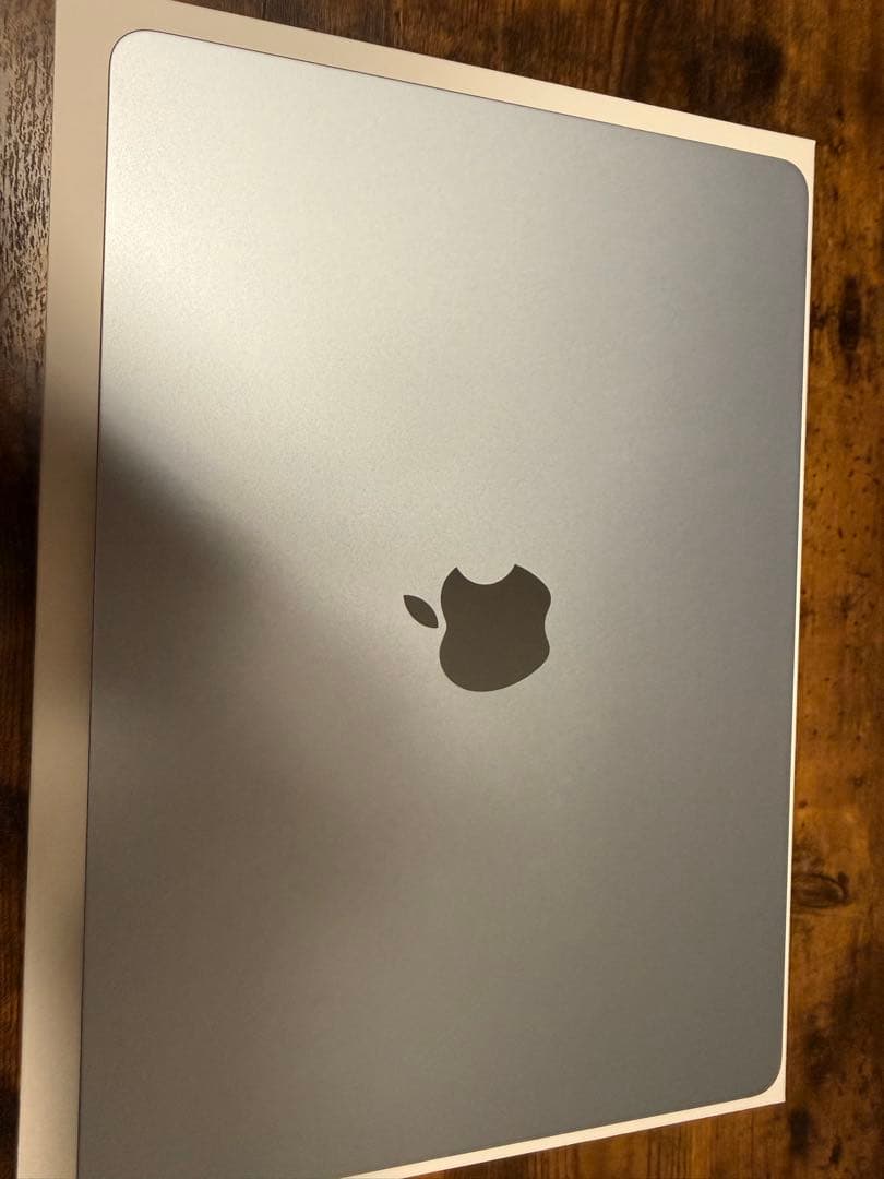 MacBook Air 13インチM4チップ　16GB　256GB スカイブルー
