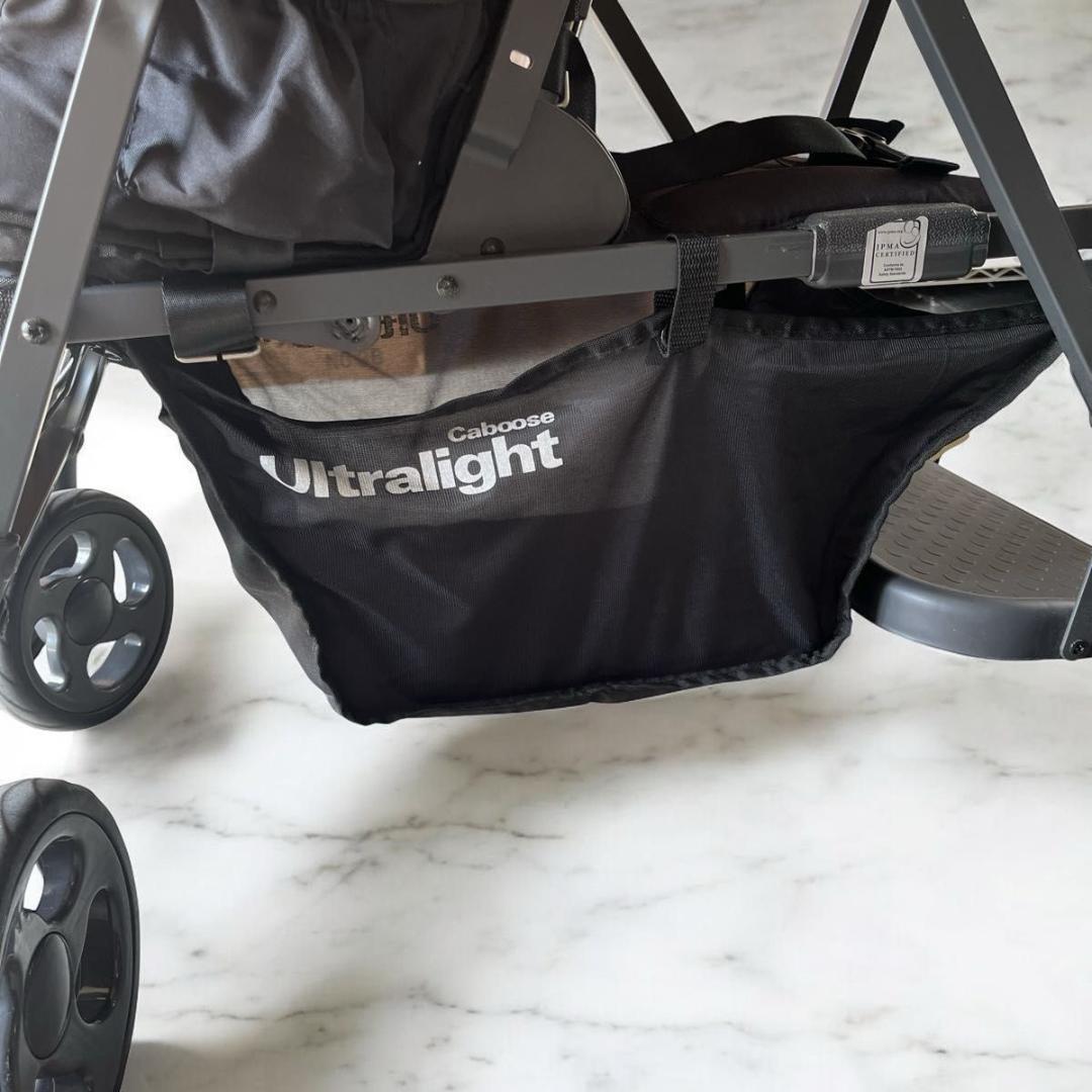 Joovy Caboose Ultraglight 2人乗ベビーカー　ジュービー