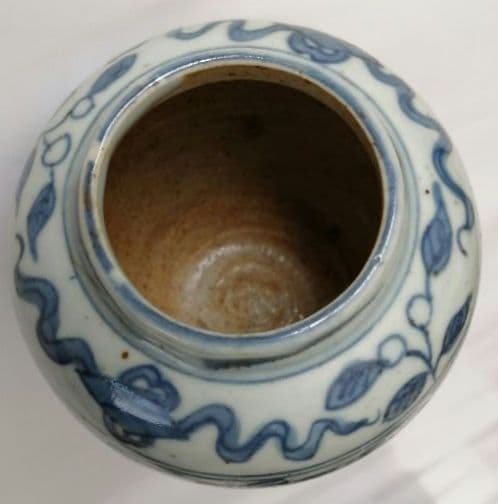 中国・東南アジア　小壺