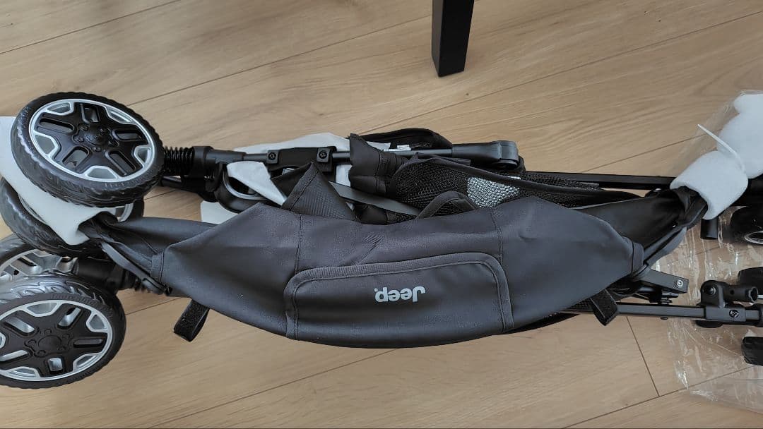 J is for Jeep ジープアドベンチャープラス ブラック ベビーカー