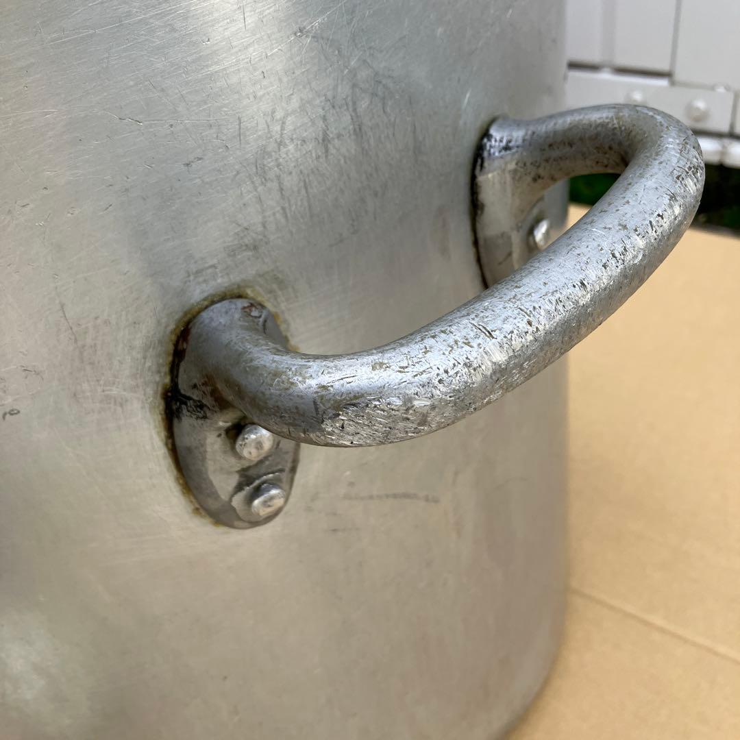 業務用　大型アルミ製　大容量　寸胴鍋　持ち手付き　内径約48cm　分厚いアルミ製