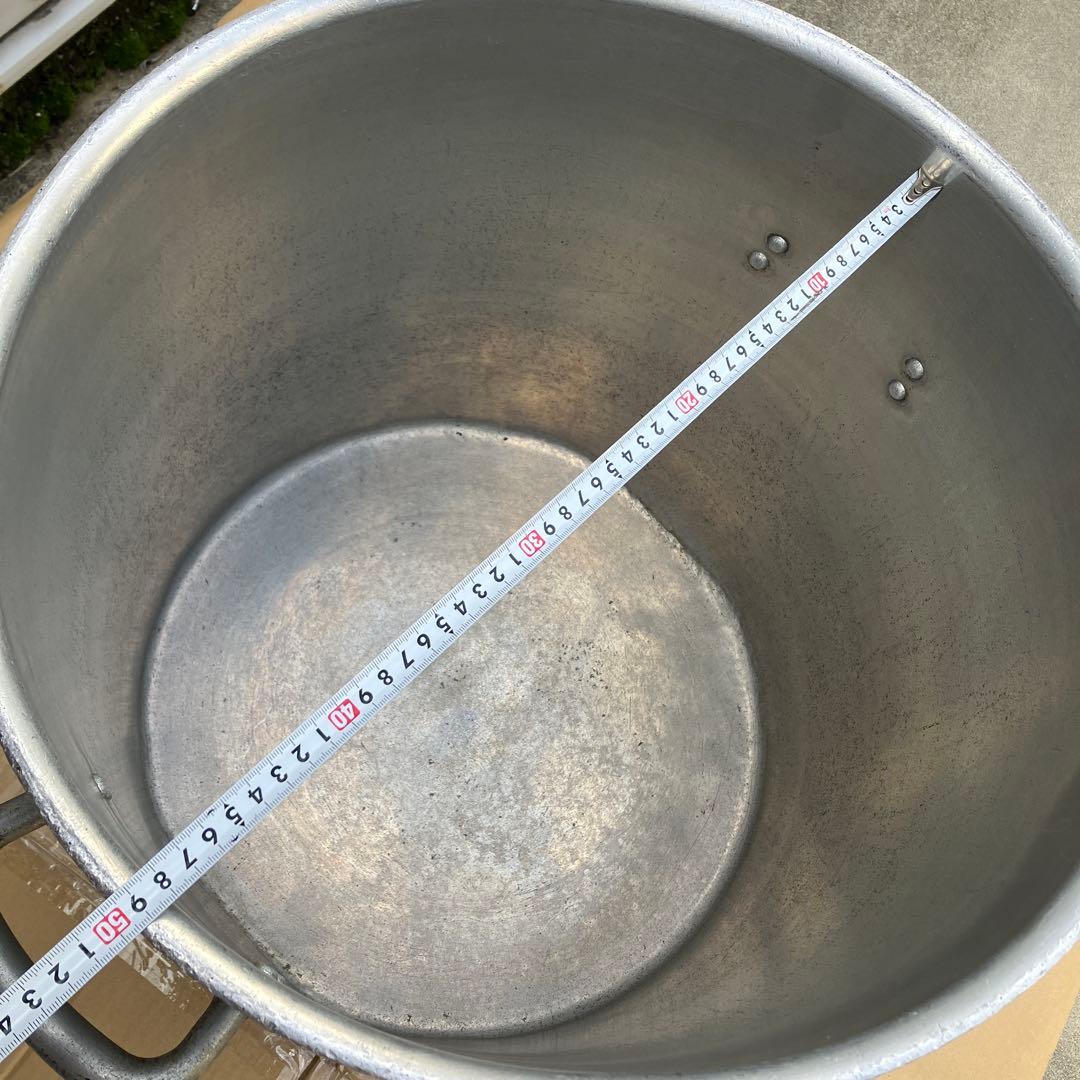 業務用　大型アルミ製　大容量　寸胴鍋　持ち手付き　内径約48cm　分厚いアルミ製