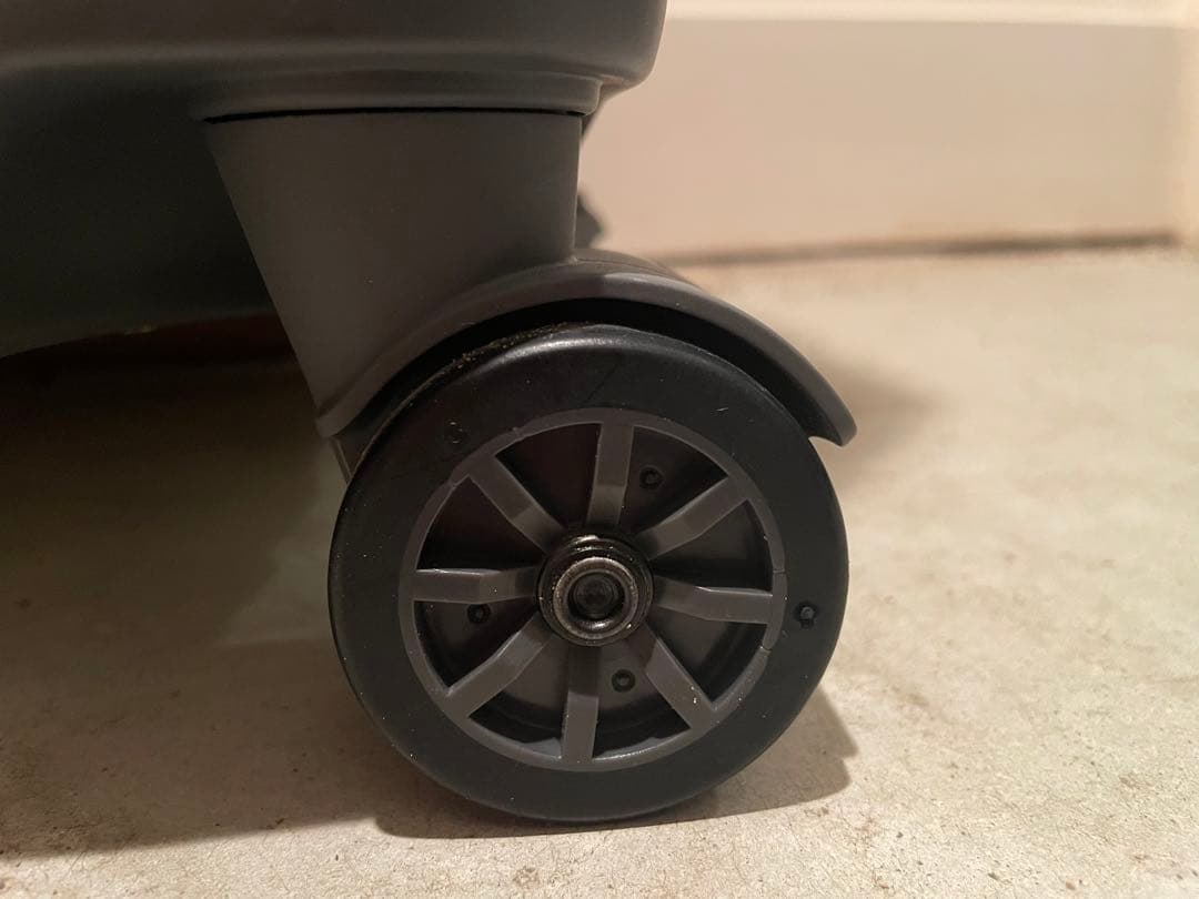 ZERO HALLIBURTON ゼロハリバートン 4輪キャリーケース