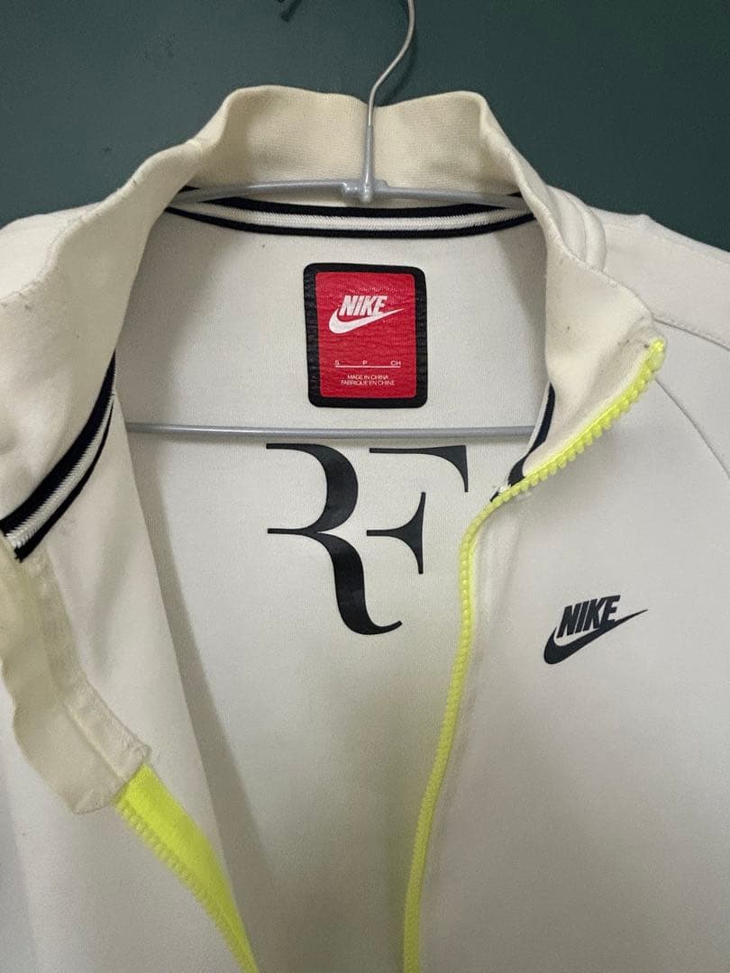 希少　NIKE フェデラー着用モデル　テックフリース