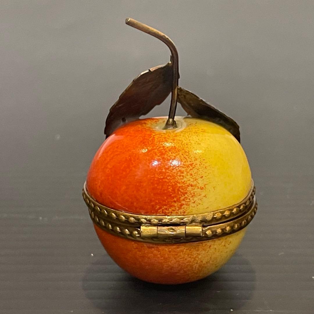 フランス　リモージュ　ピルケース 手描きDubarry ヴィンテー