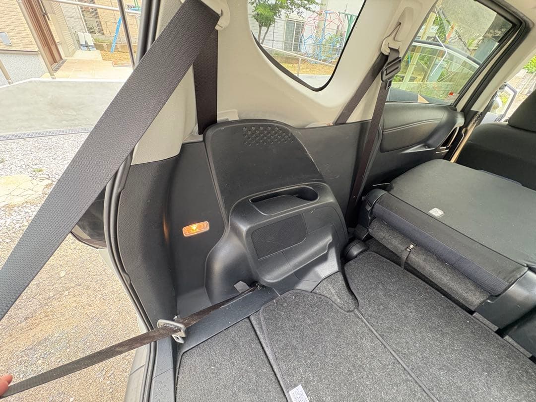 170系シエンタ　アッパーボード