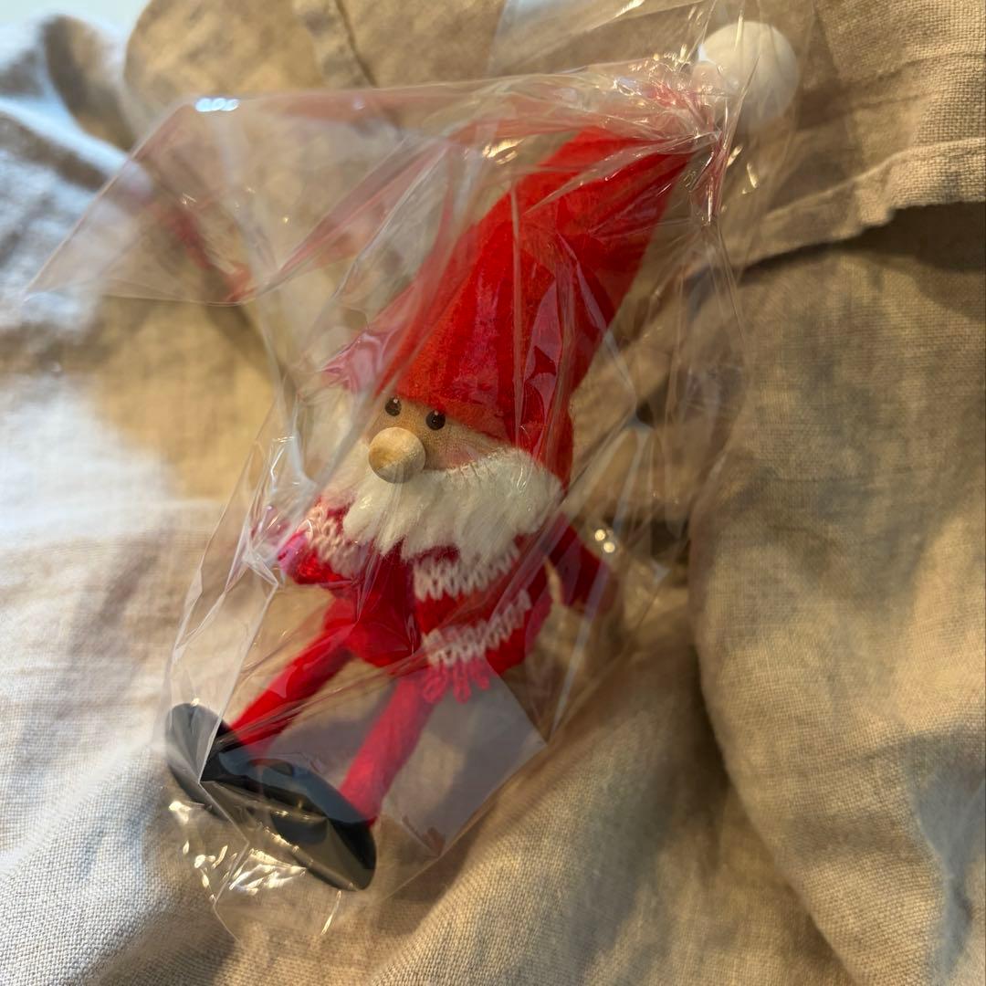 ノルディカニッセ　2025 星を見上げるサンタと星を見上げる男の子2点