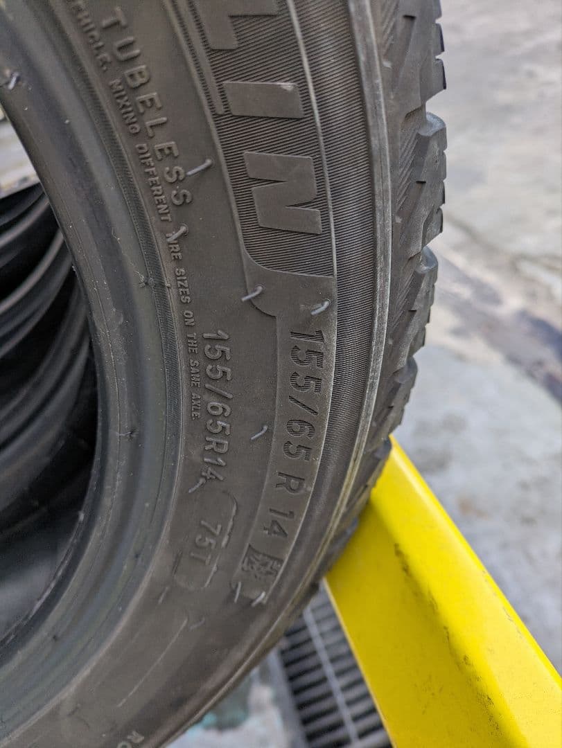 155/65R14　スタッドレスタイヤ