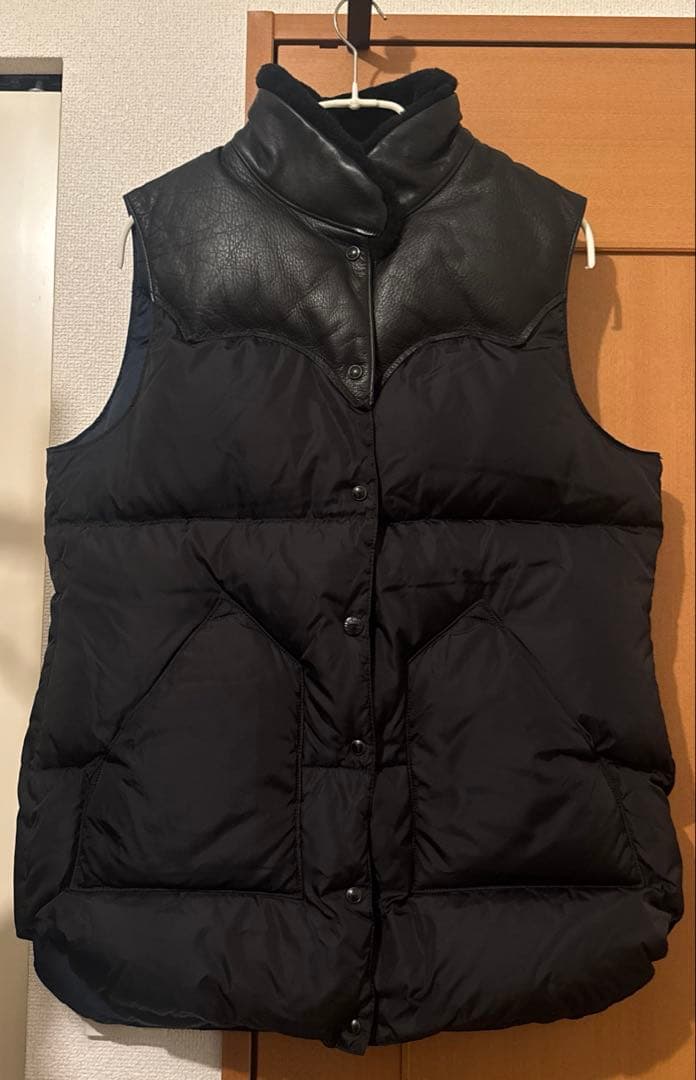 ベスト(ブラック・裏地ネイビー)