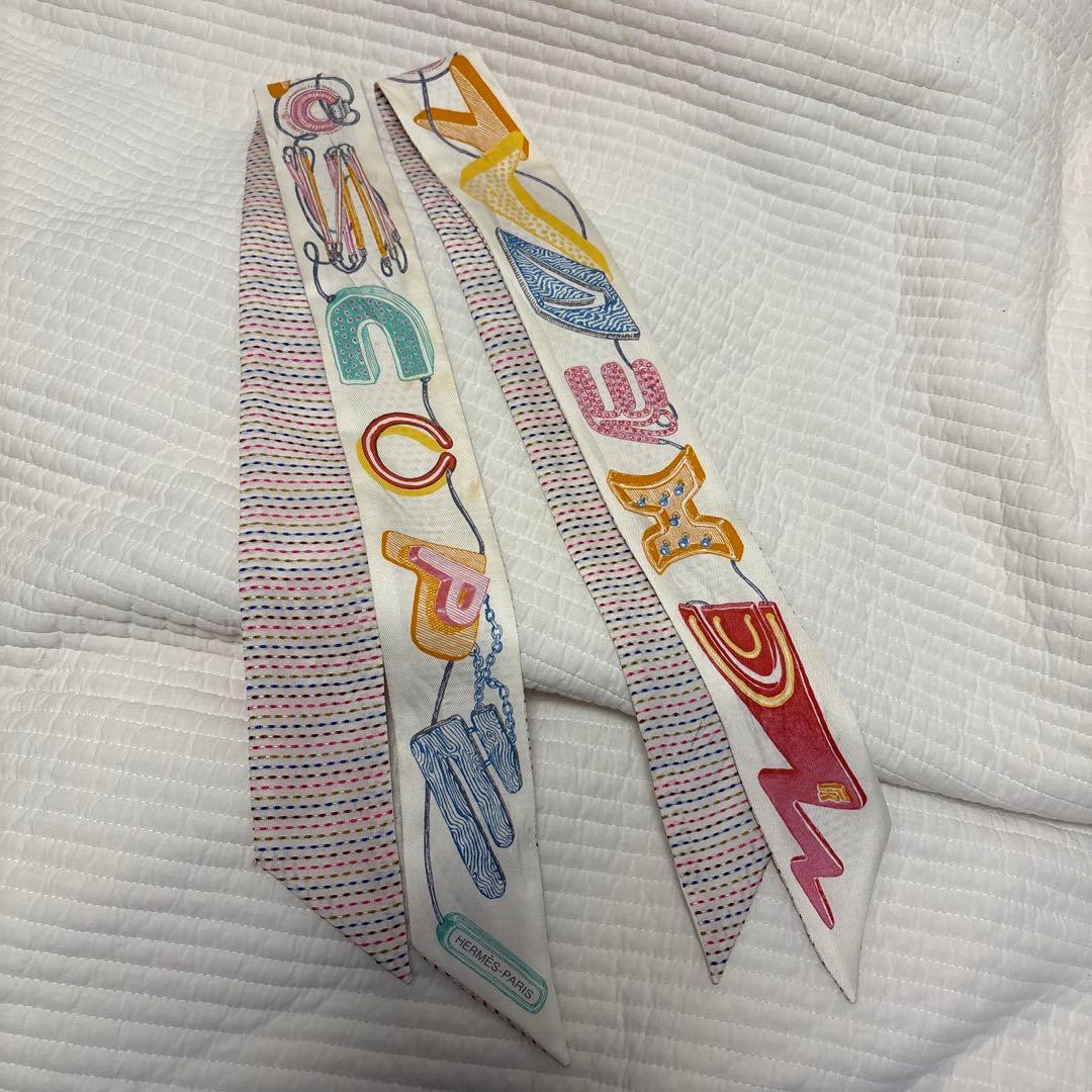 HERMES◆エルメス　ツイリー　ホワイト　２本セット