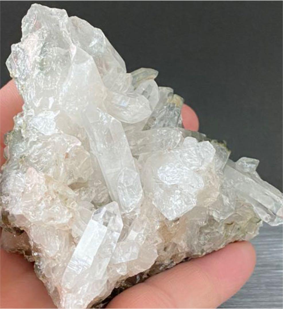 日本初上陸？☆コロンビア セレニアデルペリハ産 クローライト水晶クラスター①