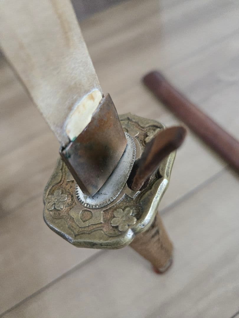 実物　日本陸軍将校用　野戦軍刀拵え(刀身なし/木製つなぎあり)