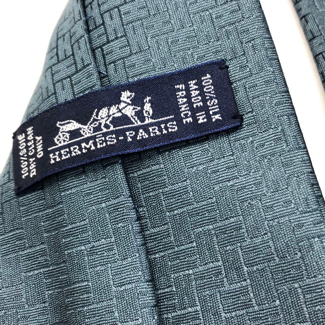美品✨　HERMES エルメス ネクタイ H柄　ブルー系　最高級　シルク　箱付き