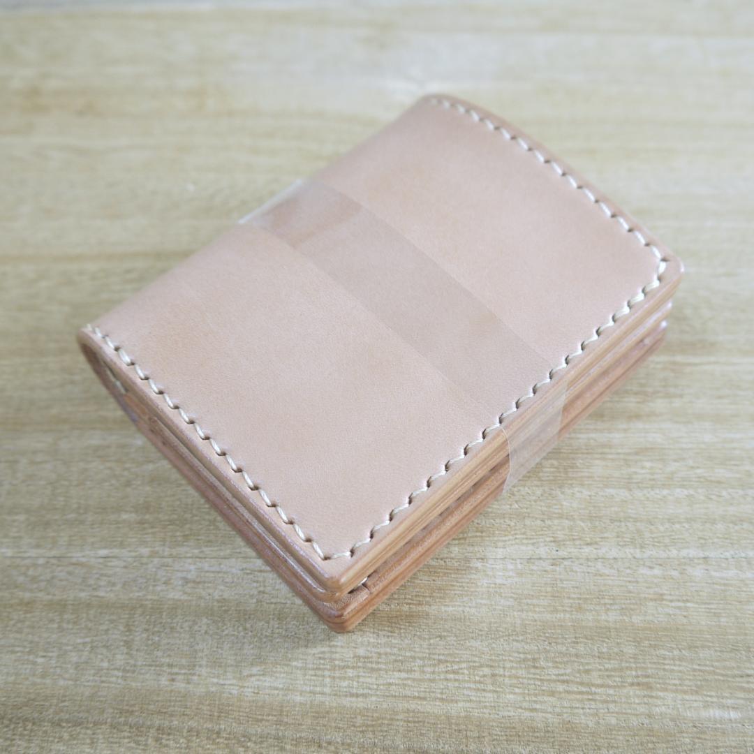 ヌメ革　フル栃木レザー　サドルレザー　コンパクトウォレット　二つ折り　生成り