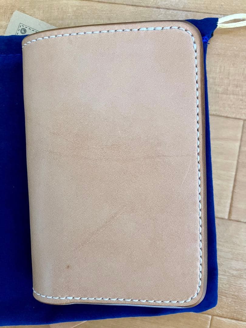 【総手縫い】ガイア2096 栃木レザー　ヌメ革　二つ折りミドルウォレット