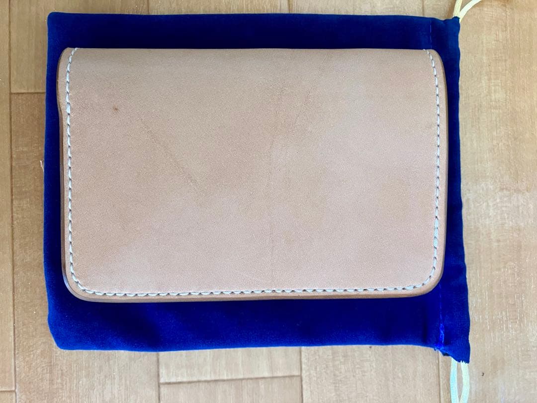 【総手縫い】ガイア2096 栃木レザー　ヌメ革　二つ折りミドルウォレット