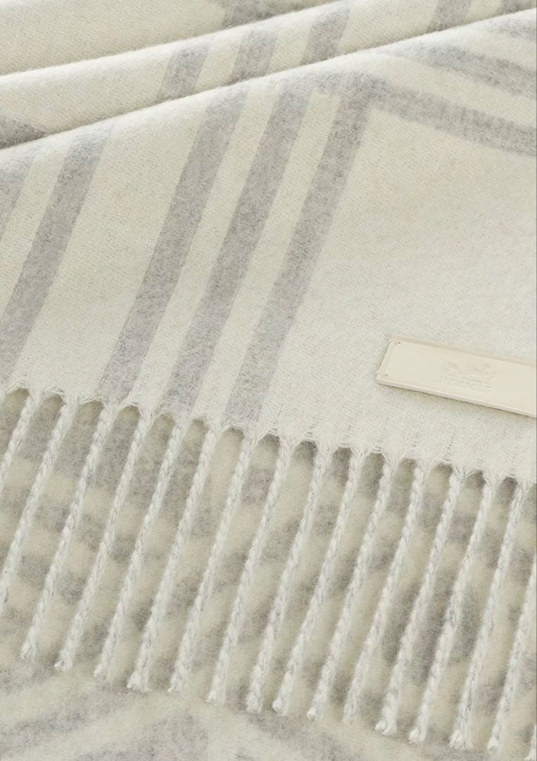 エルメス　カシミヤ　マフラー 《ヌー・マラン》