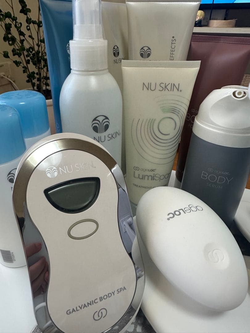 ニュースキンの商品