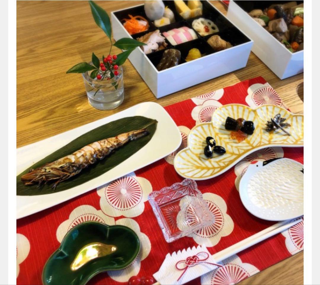 とあゆてつ様ご依頼品　有田焼　幸楽窯　錦金松葉形前菜皿　白金　5点セット