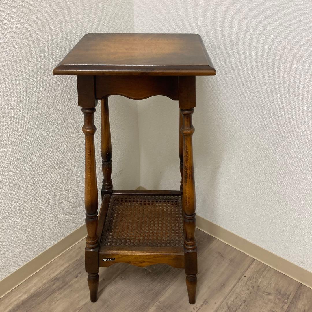 7/1014y01 カリモク　アンティーク　飾り台　花台　サイドテーブル