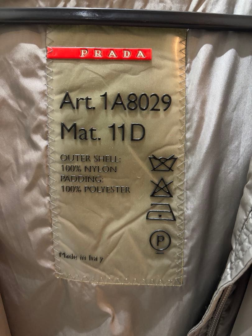 ともっきー　PRADA SPORT 中綿ナイロンジャケット