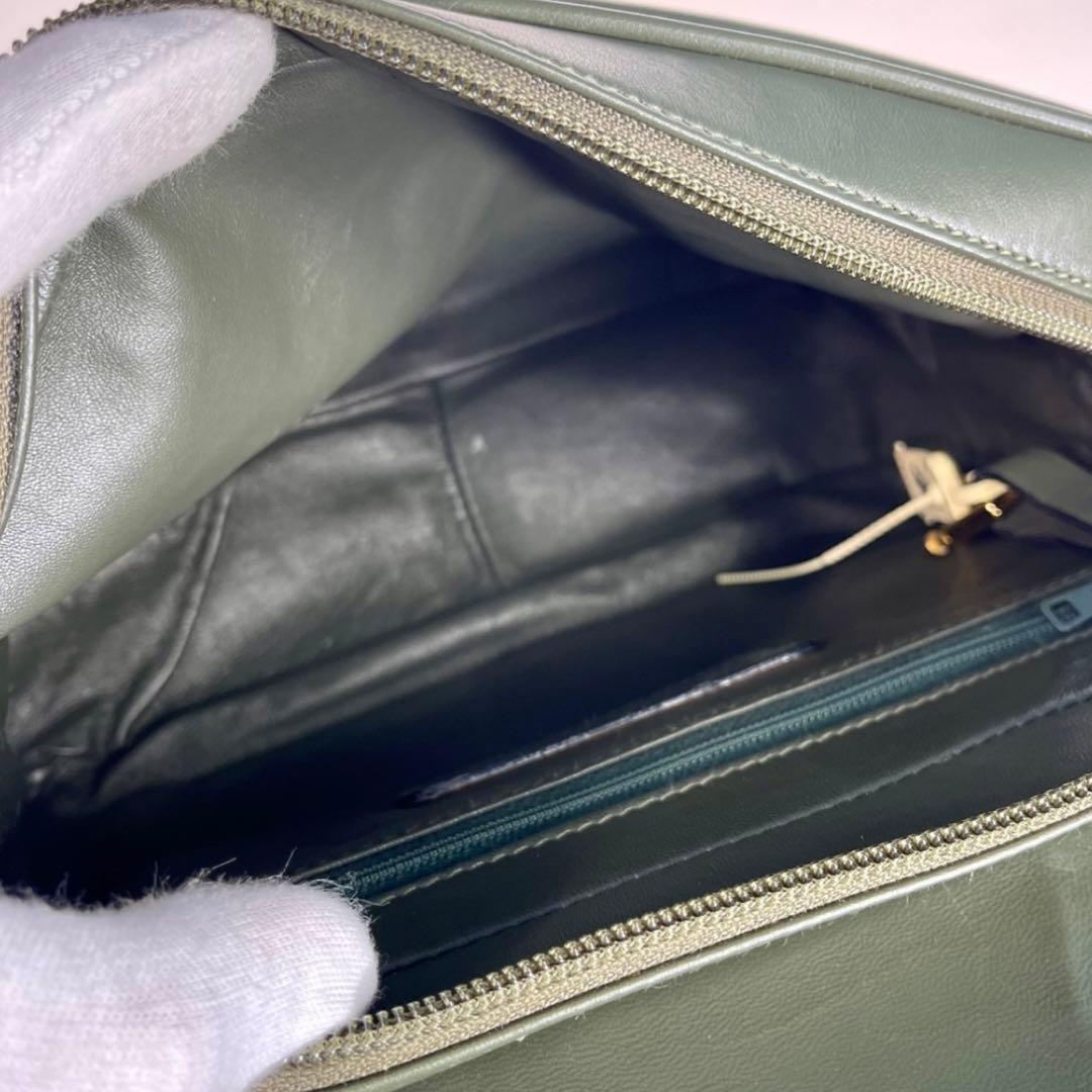 HUNTING WORLD レザー メッセンジャーバッグ オリーブ a515