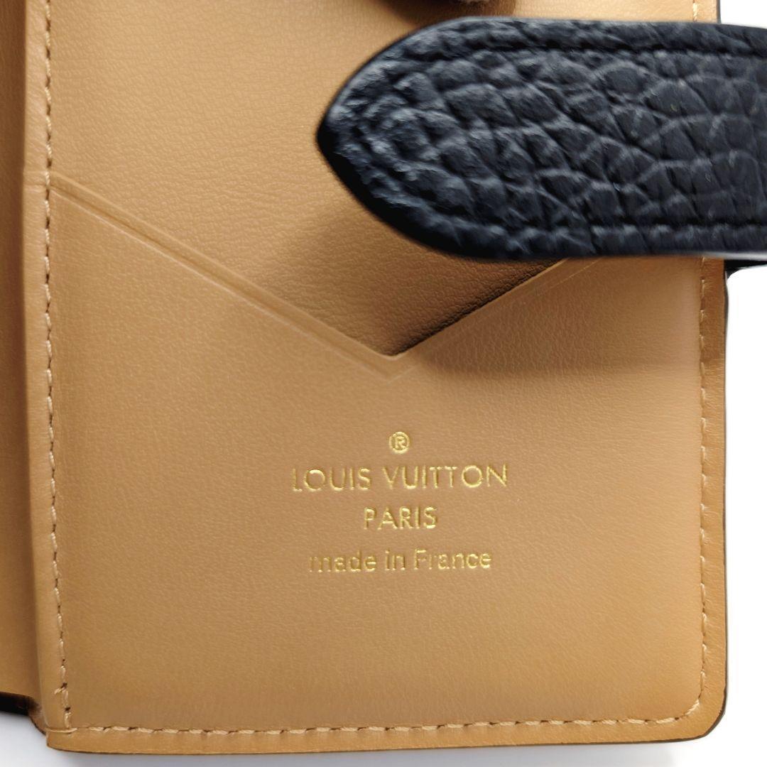 幸さん専用ルイヴィトン M81561 カプシーヌ ヴェルティカル ウォレット